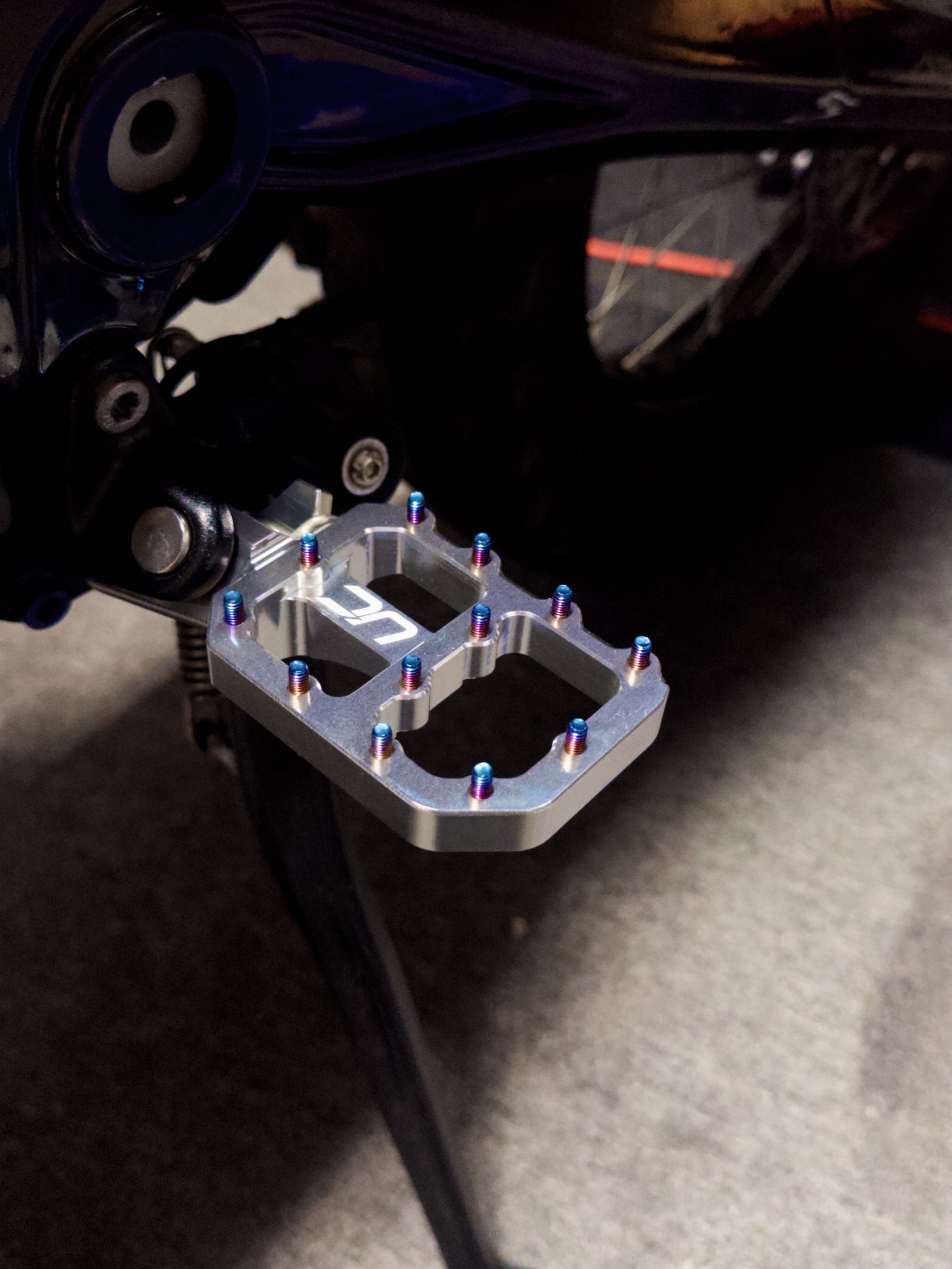 Sur-Ron Ultra Bee CNC pegs