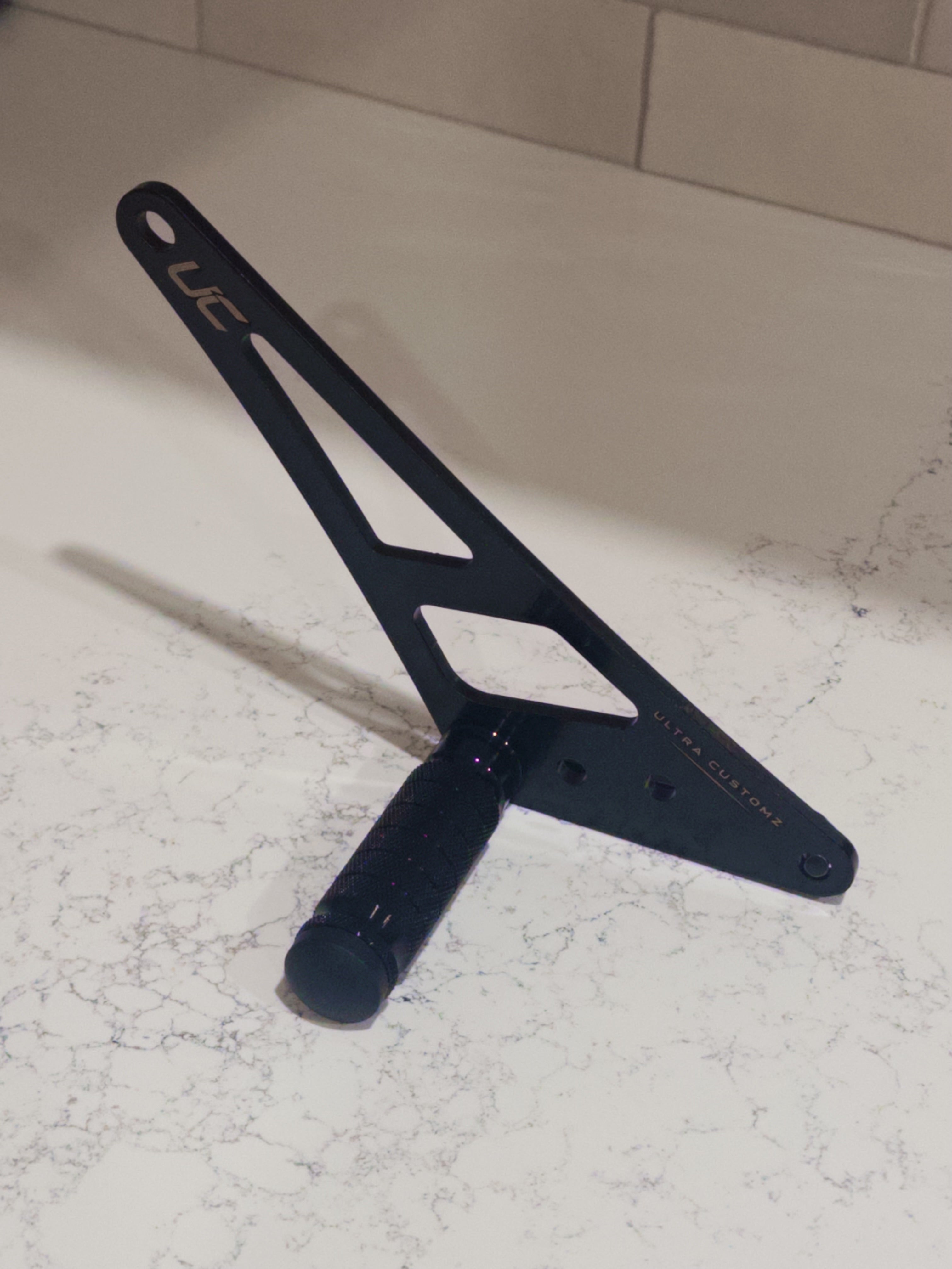 Sur-Ron ultra bee shift lock
